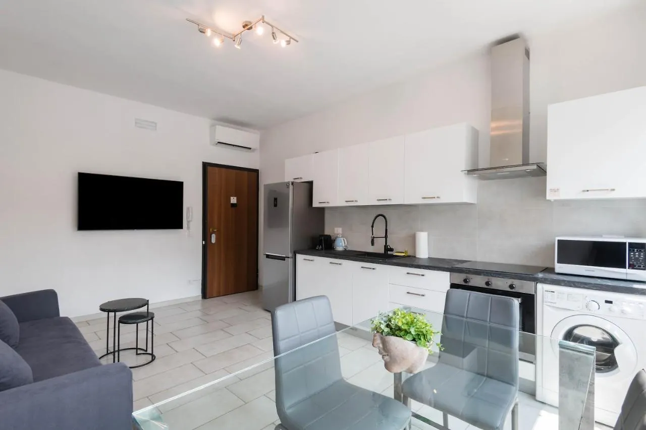 Relstay - Gae Aulenti - 1Br Milano Appartamento